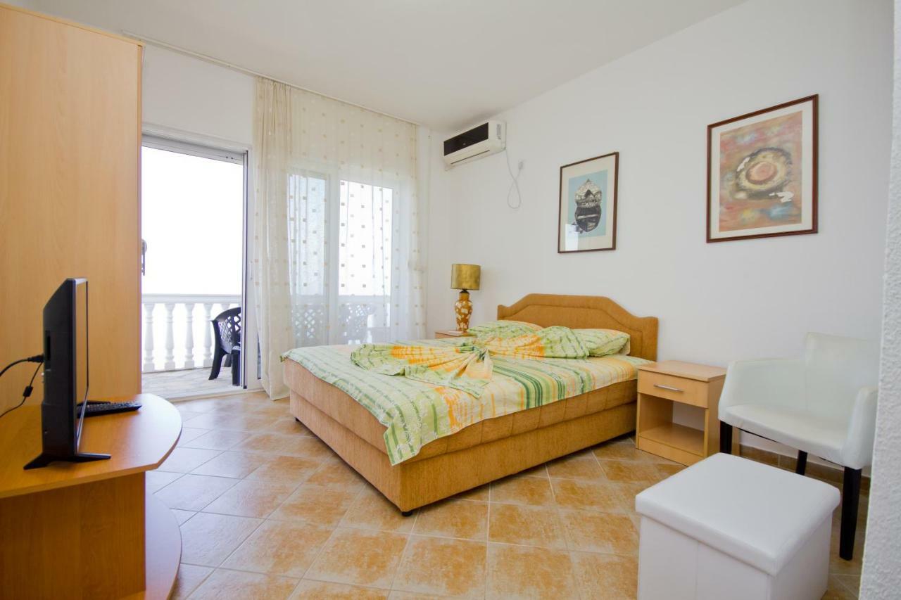דוברה וודה Apartments Dora מראה חיצוני תמונה