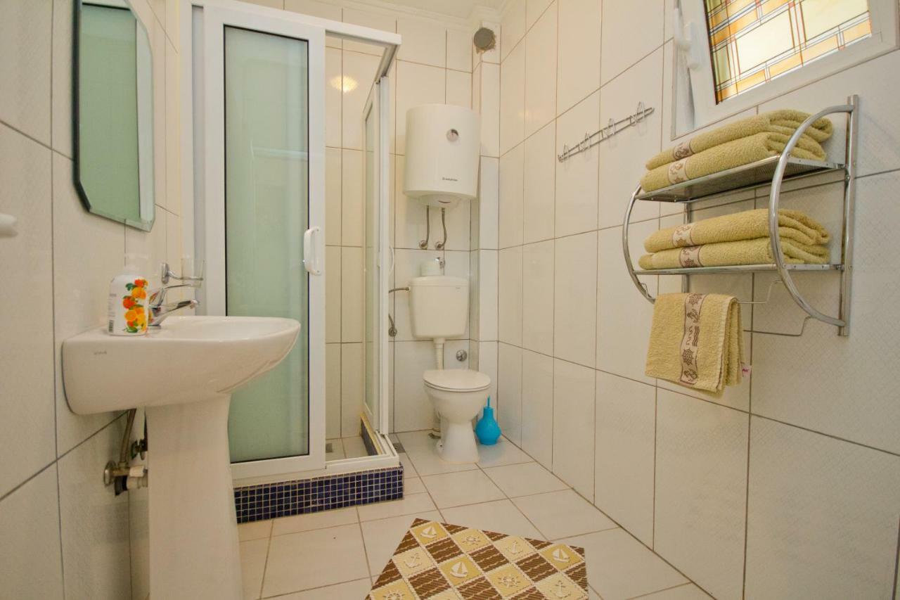 דוברה וודה Apartments Dora מראה חיצוני תמונה